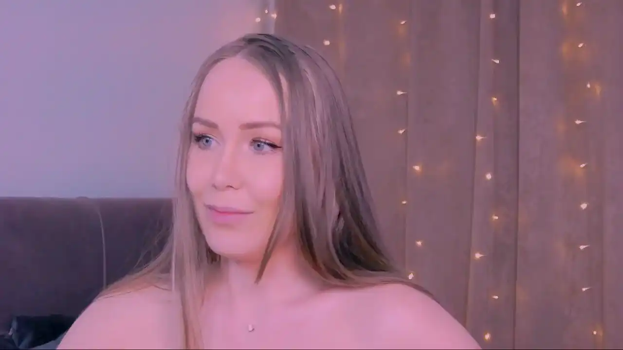 Kris-monroe – [Flirt4free] Livecam Hidden Ass – 2025-12-04 17:14:54