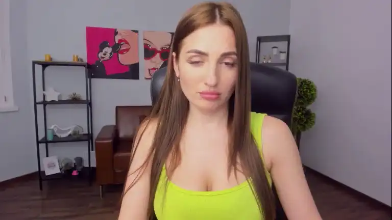 Larasmela – [Streamate] Spy Video Homemade Fun – 2025-12-22 10:51:58