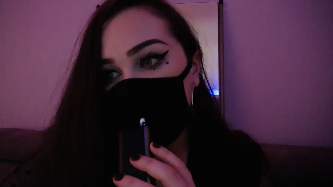 Patrycjaelklamote – [Showup] Spy Video Webcam Amateur – 2025-01-12 06:19:23