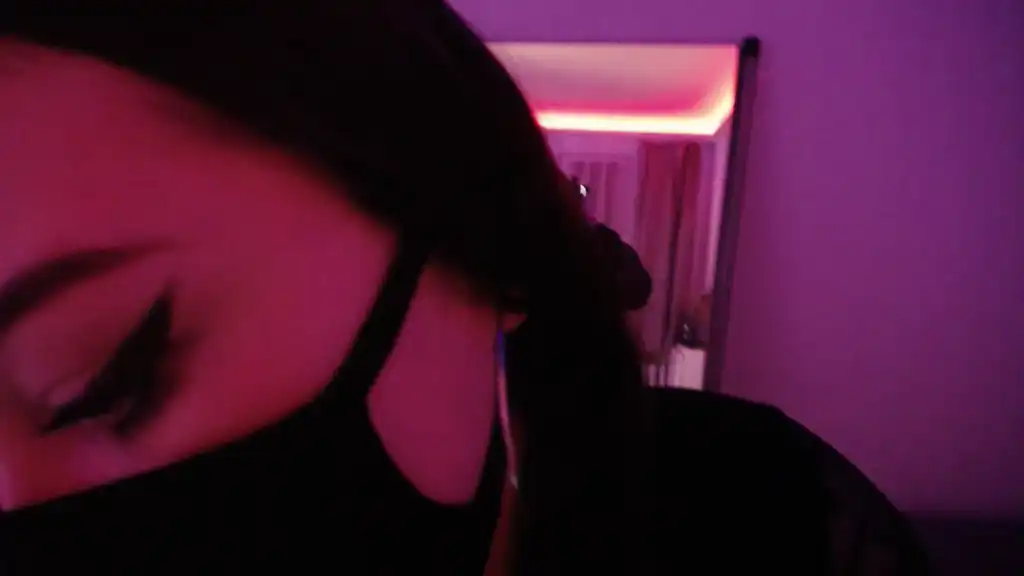 Patrycjaelklamote – [Showup] Multi Goal Show Chica Anal – 2025-09-21 15:23:54