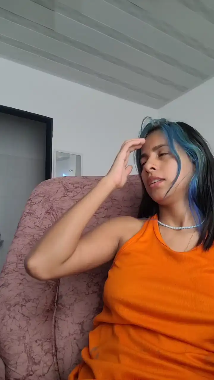Cute_plop – [Cam4] Flashing Ass Fantastic Boobs Licking – 2025-11-07 18:57:41