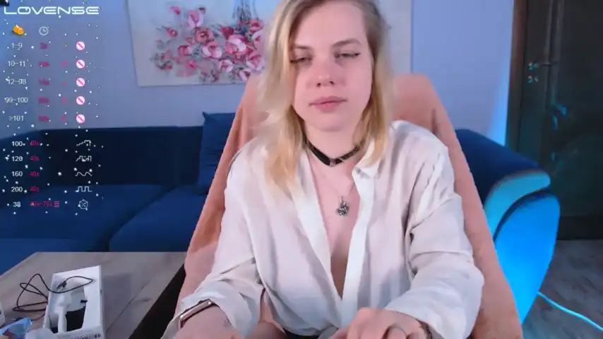 Holy_helen – [Stripchat] Teases Twerking Hidden Show – 2025-05-29 19:33:46