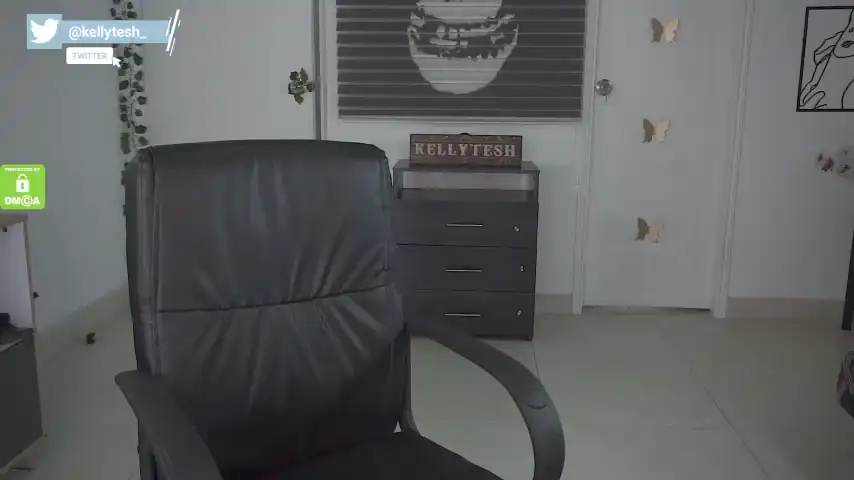 Kellytesh – [Chaturbate] Cum Fisting Pussy First Time – 2025-01-22 13:23:51