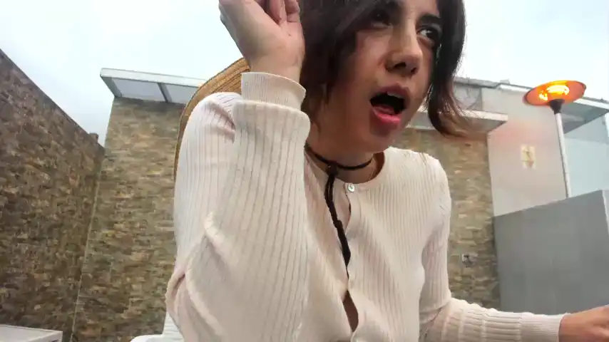 Vanandjuani – [Chaturbate] Free Watch Pretty Face Live Show – 2025-06-12 18:35:03