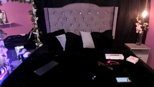 Tiffany-sander – [Flirt4free] Hot Hole Naughty – 2026-03-03 11:25:03