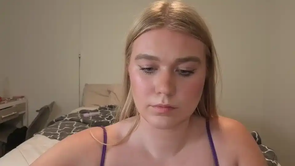 Urfavcollegegirl – [Chaturbate] Hot Parts First Time Hottest Webcam Babe – 2025-07-21 01:00:40