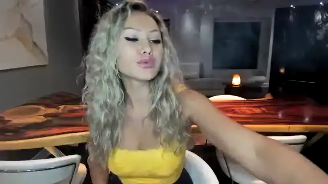 Watermelon – [Myfreecams] Awesome Teases Body – 2026-02-16 20:06:44