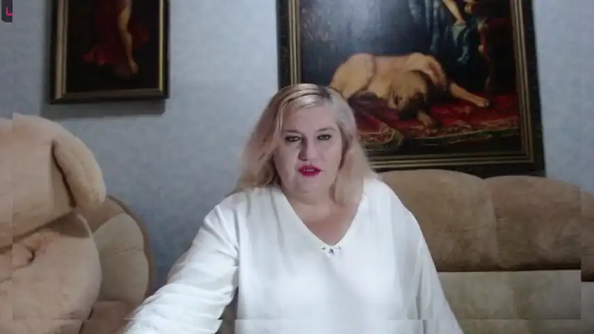 Vishenkastar – [Bongacams] Webcamsex Amateur Flashing Ass – 2025-05-25 10:39:20