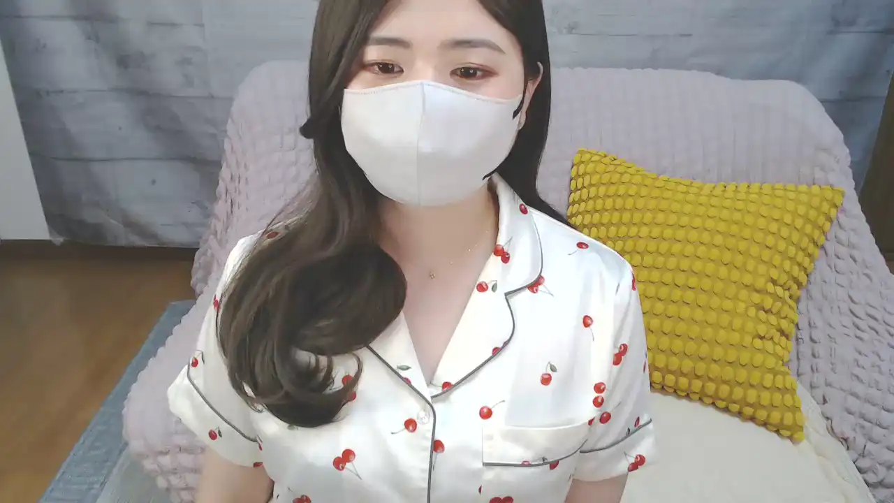 Seina25 – [Sakuralive] Webcam Model Playful Sweet Model – 2025-05-04 22:02:02