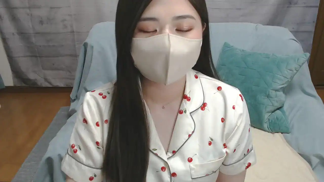 Seina25 – [Sakuralive] Horny Webcam Model Masturbation – 2025-07-14 10:55:03