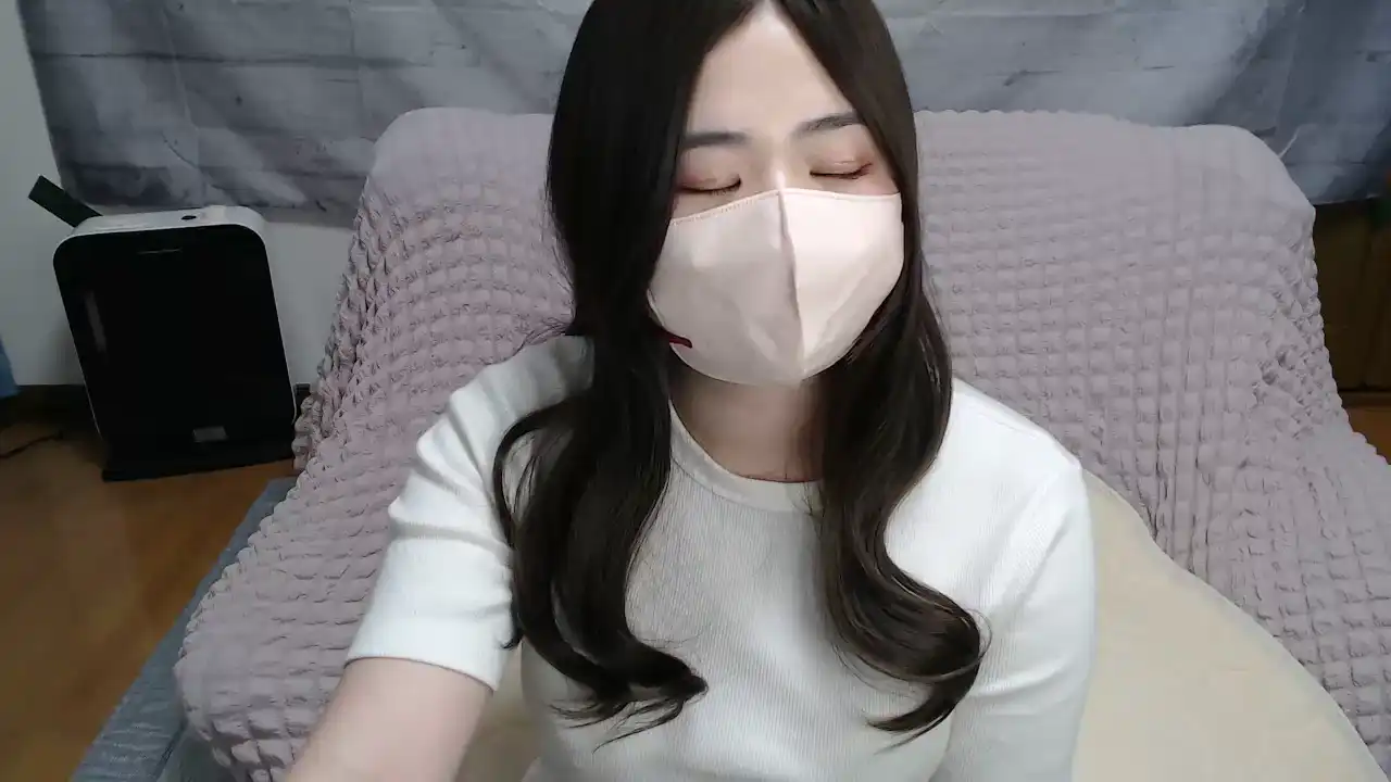 Seina25 – [Sakuralive] Live Cams Tru Private Gorgeous – 2025-12-18 14:39:09
