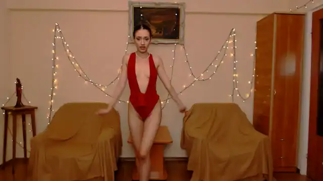 Vievienneclemente – [Xlovecam] Interactive Toy Sweet Girl Nora – 2026-02-24 00:26:10