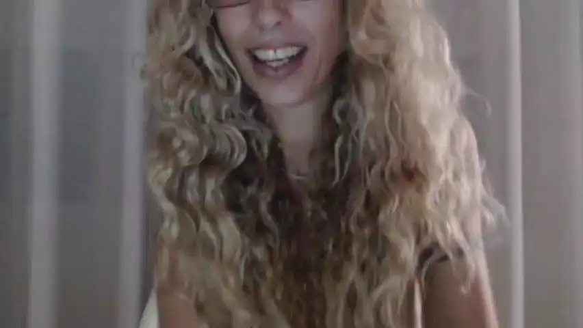 Coral39 – [Amateur.tv] Camwhores Teases Best – 2025-03-19 23:34:19
