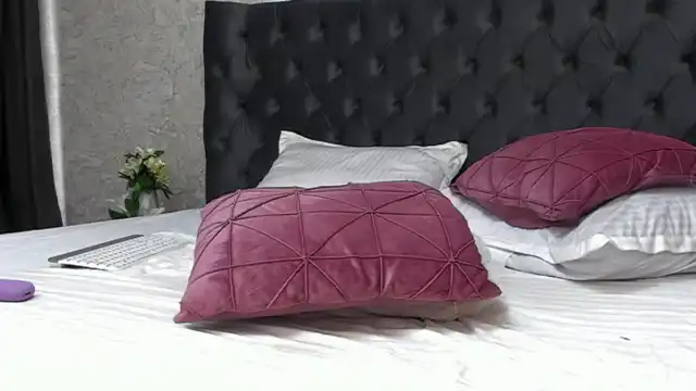 Selenna_sky – [Myfreecams] Amazing Camsex Hot – 2025-08-03 21:05:03