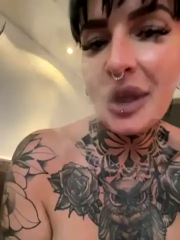 Inkedbiitch – [Stripchat] Rides Awesome Webcam Recording – 2025-07-12 04:23:39