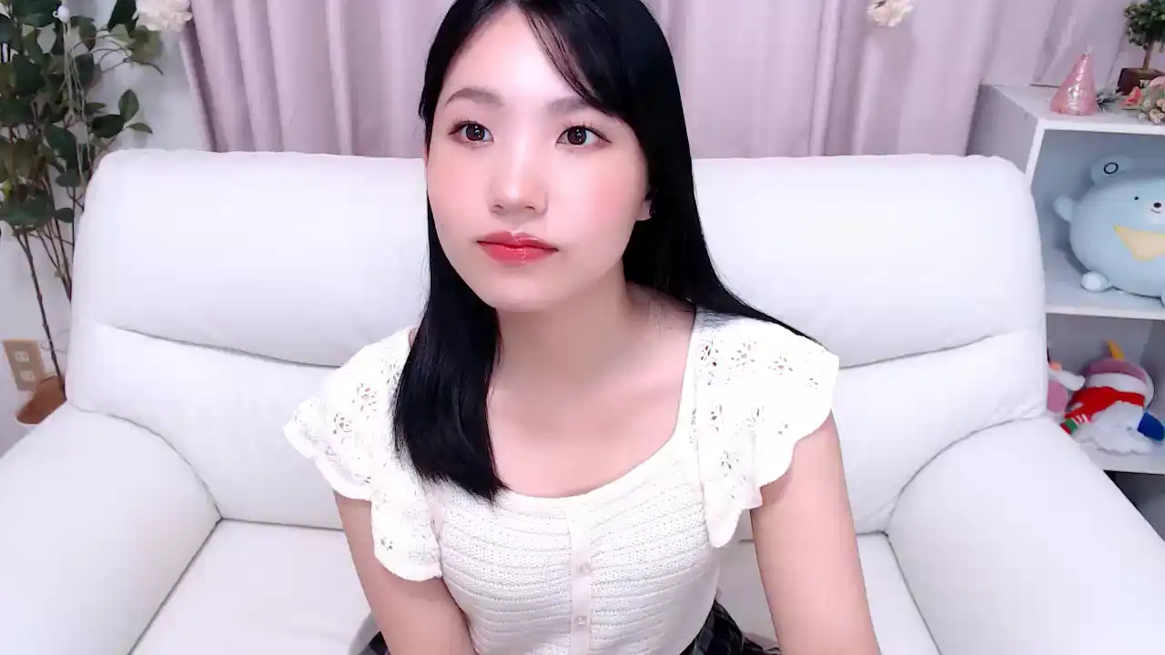 Rikaxxq – [Sakuralive] Incredible Women First Time Striptease – 2025-05-25 00:42:47