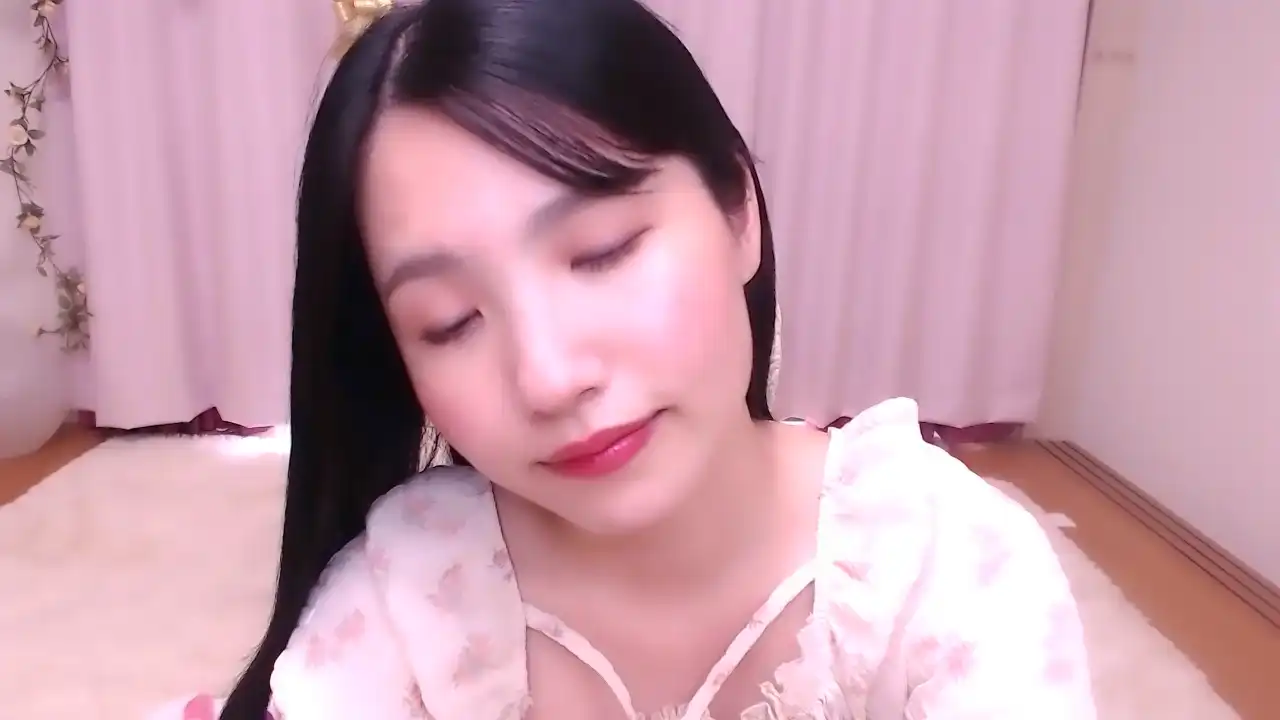 Rikaxxq – [Sakuralive] Naked Pvt Friendly – 2025-08-17 12:11:44
