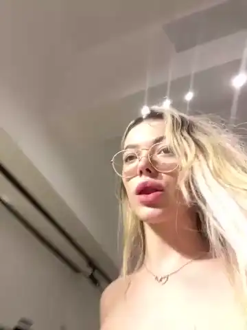 Kyliejoyce – [Stripchat] Nude Girl Play Finger – 2025-06-30 20:35:39