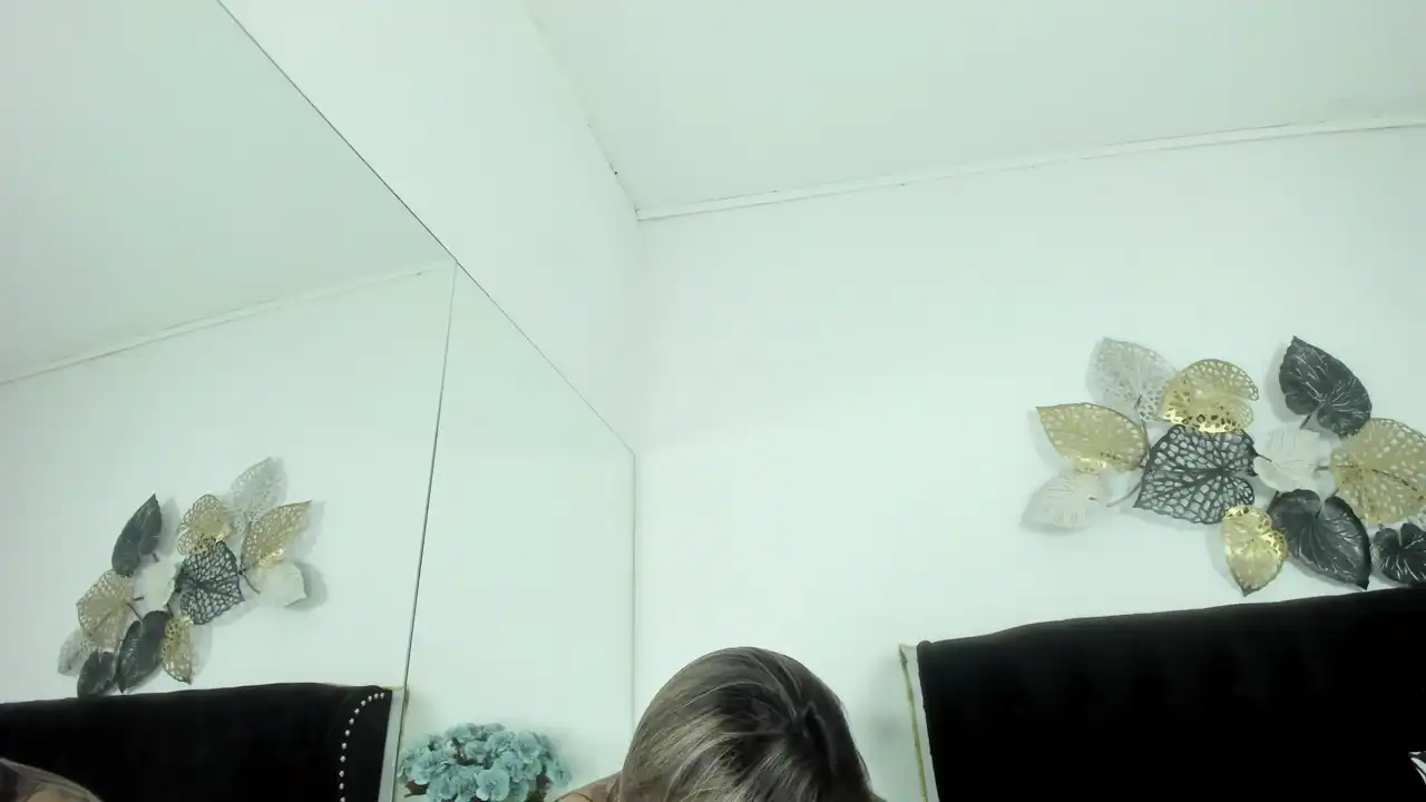 Valeriaafranco – [Xlovecam] Live Show Wonderful New Video – 2025-05-15 01:35:54