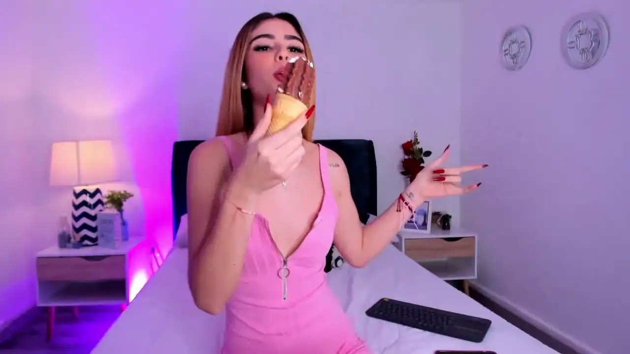 Saradaparker – [Manyvids Live] Sex Toys Horny Fuck Her Hard – 2025-01-28 14:14:28