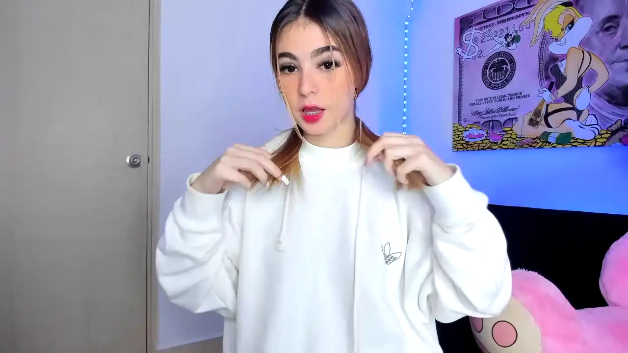 Saradaparker – [Manyvids Live] Perfect Body Playful Masturbation – 2025-06-02 18:36:44