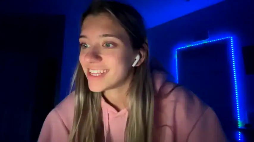 Ameliarustova – [Chaturbate] Art Multi Goal Show Ticket Cum Video – 2025-02-11 16:33:31