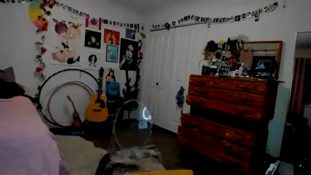 Tiggerrosey – [Myfreecams] Ass Amazing Mom – 2025-07-04 07:44:02