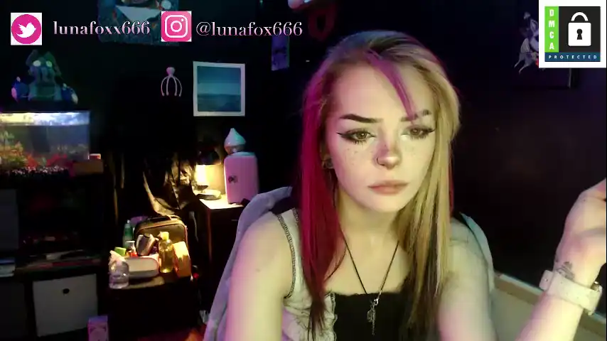 Lunathefox666 – [Chaturbate] Free Porn Webcam Whores – 2025-07-09 17:50:33