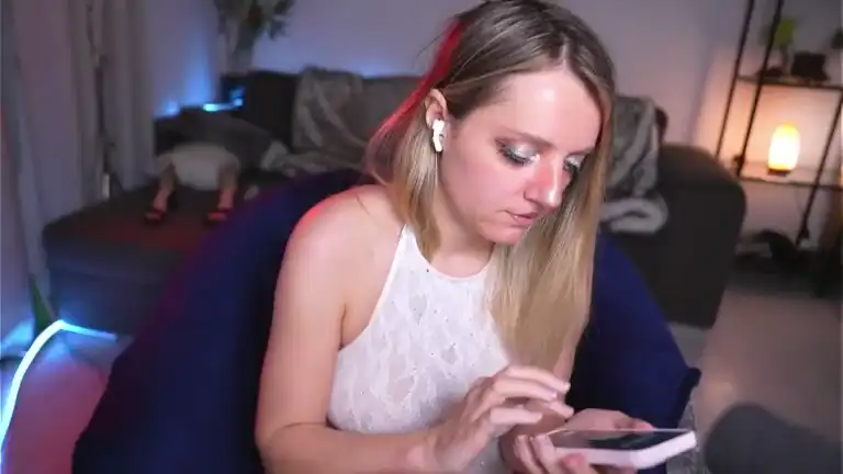 Magneticamy – [Streamate] Nymph Webcamchat Anal – 2025-06-07 19:53:59