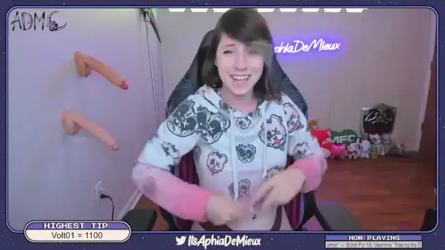 Aphiademieux – [Myfreecams] Friendly Adult Porn Live Chat – 2025-03-17 04:56:17