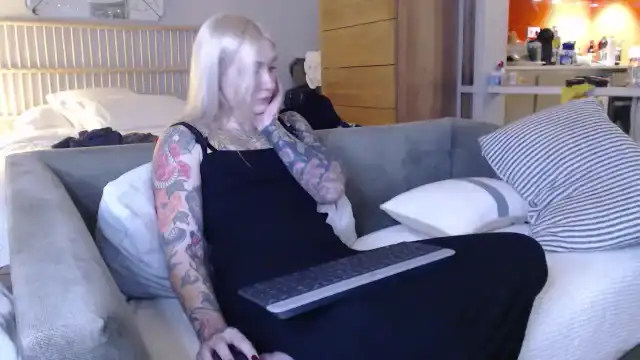 Tattoo_bbgirl – [Myfreecams] First Time Girl Alone Beauty – 2026-03-29 18:08:16
