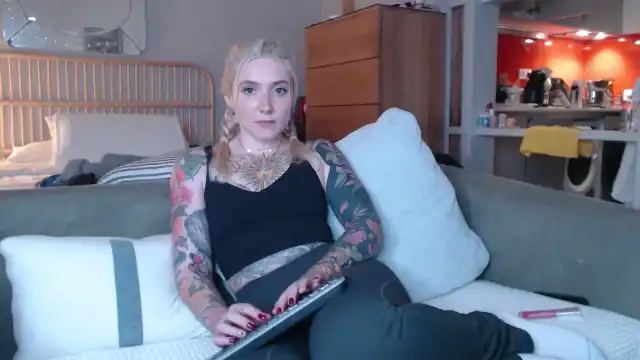 Tattoo_bbgirl – [Myfreecams] First Time Prostitetus Wonderful – 2025-07-04 12:35:08