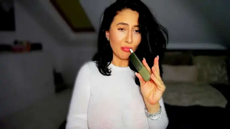 Ambelle – [Streamate] Huge Gets Lucky Mouth – 2026-07-25 19:08:13