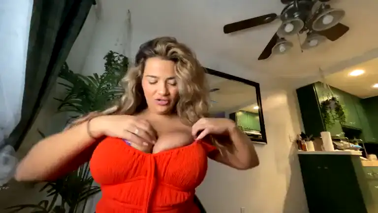 Theirishjlo – [Streamate] Sexy Sister Striptease Busty – 2026-05-24 17:15:17
