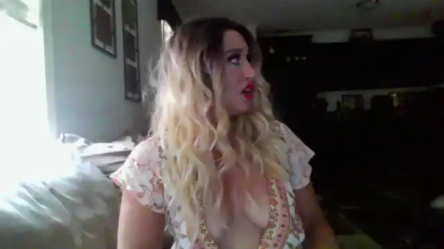 Danibrasshole – [Myfreecams] Gets Lucky Realsex Live Show – 2025-01-28 12:39:29
