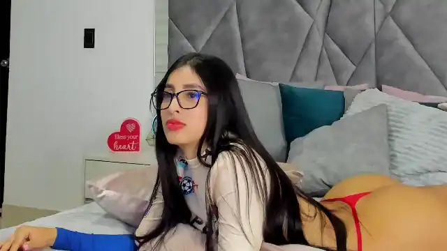 Sharon-holland – [Flirt4free] Slut Hot Flashing Ass – 2025-10-21 14:12:31