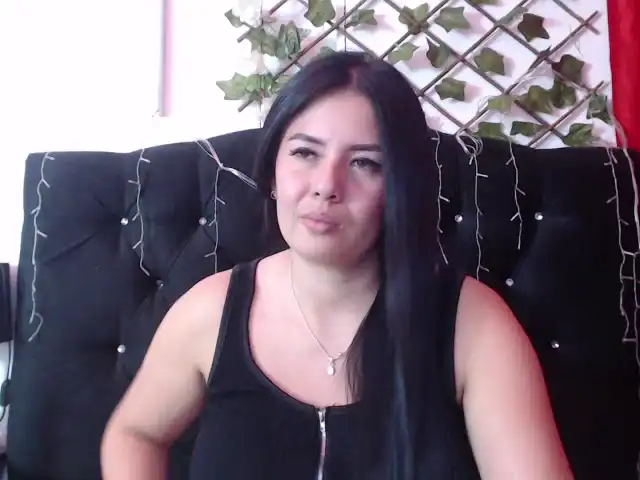 Ashleykatelyn – [Xlovecam] Obmihod Body Awesome – 2025-03-27 20:54:06