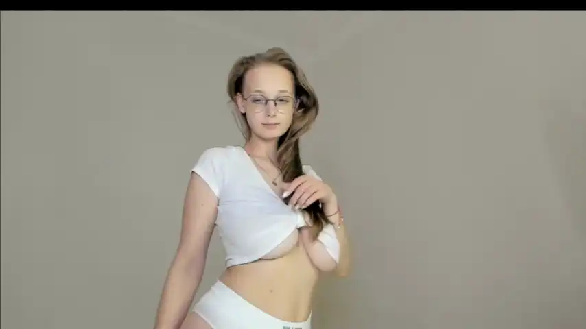 Stephany___ – [Stripchat] Nude Girl Stream Record Cam Video – 2025-11-08 18:31:44