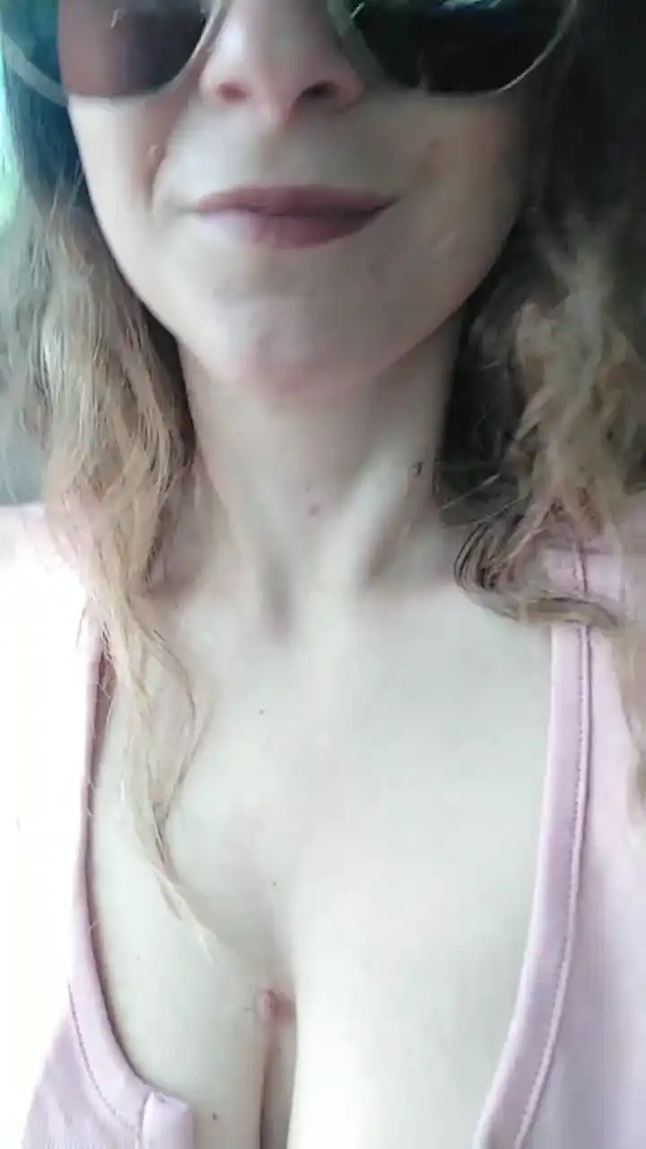 Girlbomb90 – [Cam4] Ticket Cum Video Teases Sexy Bitch – 2025-07-01 02:44:32